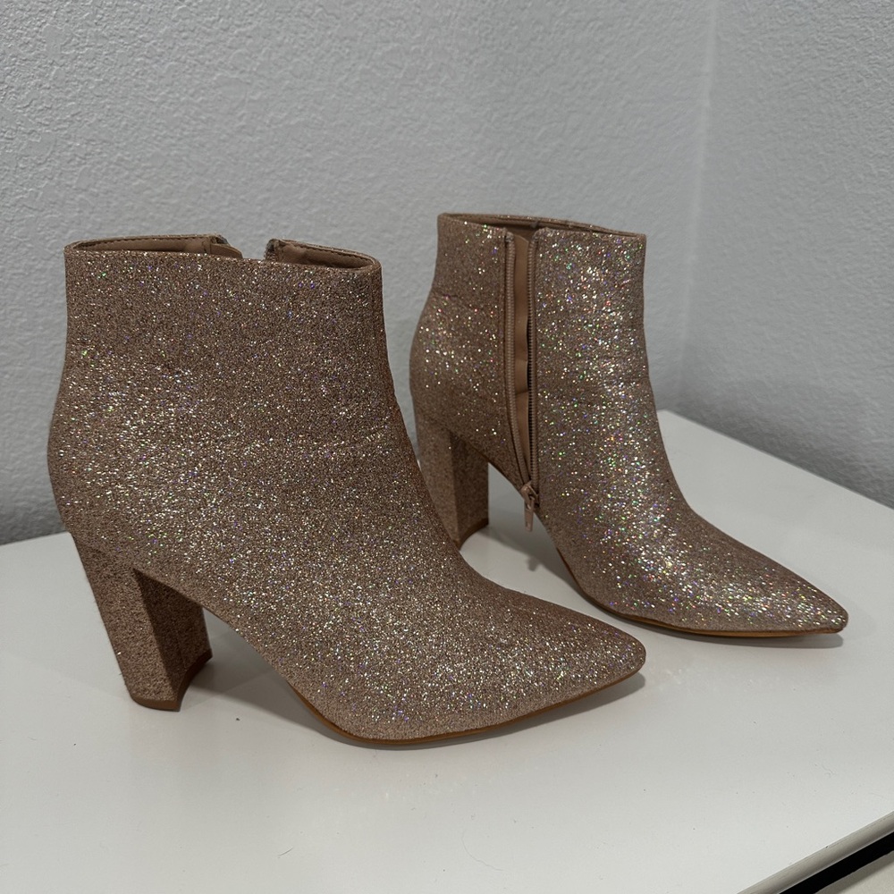 Allegra K Boots - Women’s 9